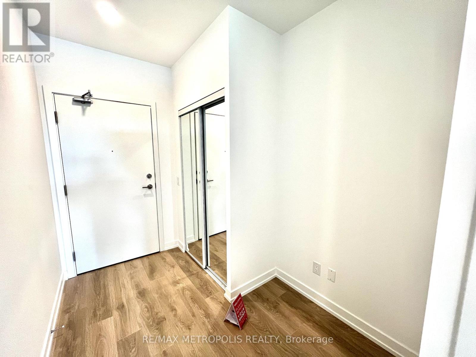 Photo 6 of 118 1100 Sheppard Avenue W, Toronto ON