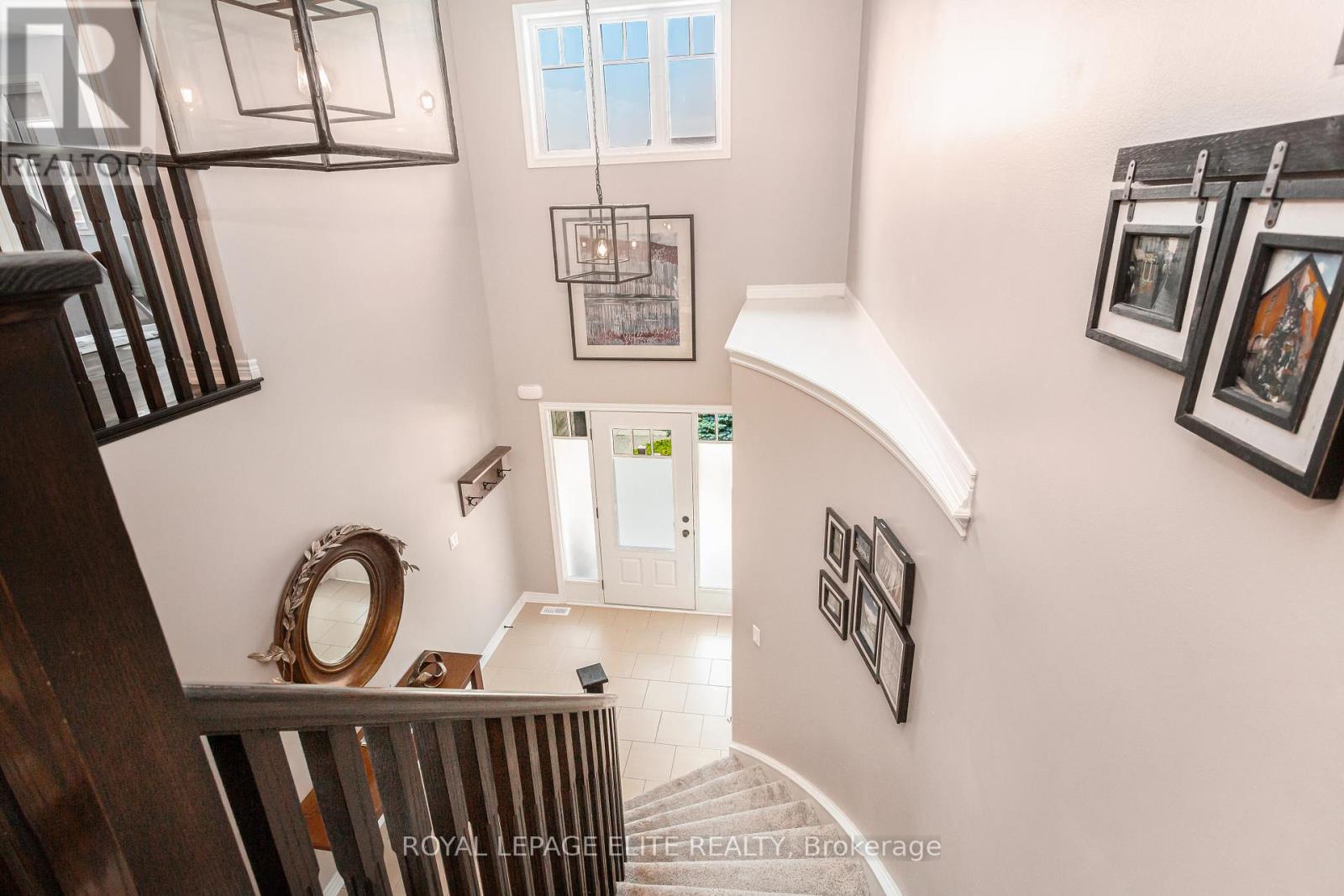 Photo 19 of 49 Preston Drive, Orangeville ON