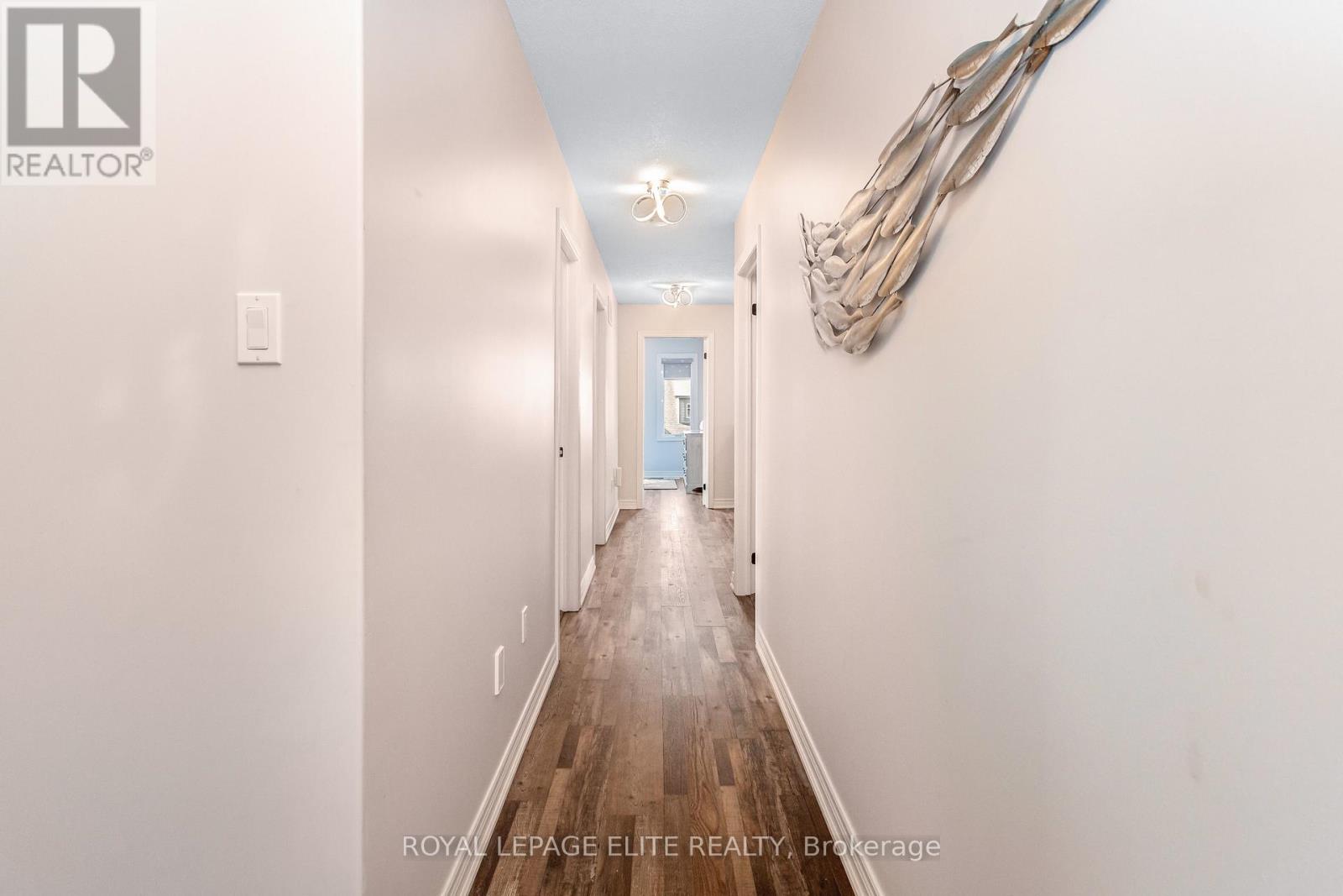 Photo 32 of 49 Preston Drive, Orangeville ON
