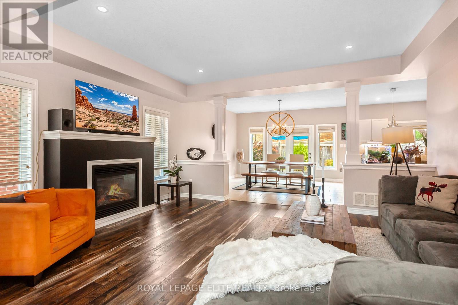 Photo 7 of 49 Preston Drive, Orangeville ON