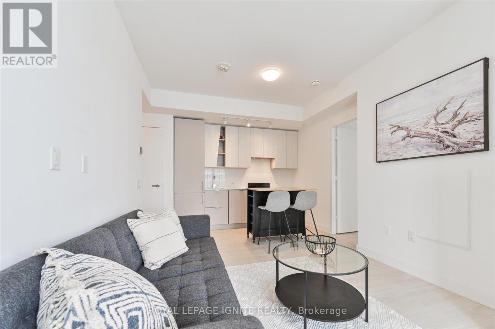 Photo 6 of 501 3883 Quartz Road, Mississauga ON