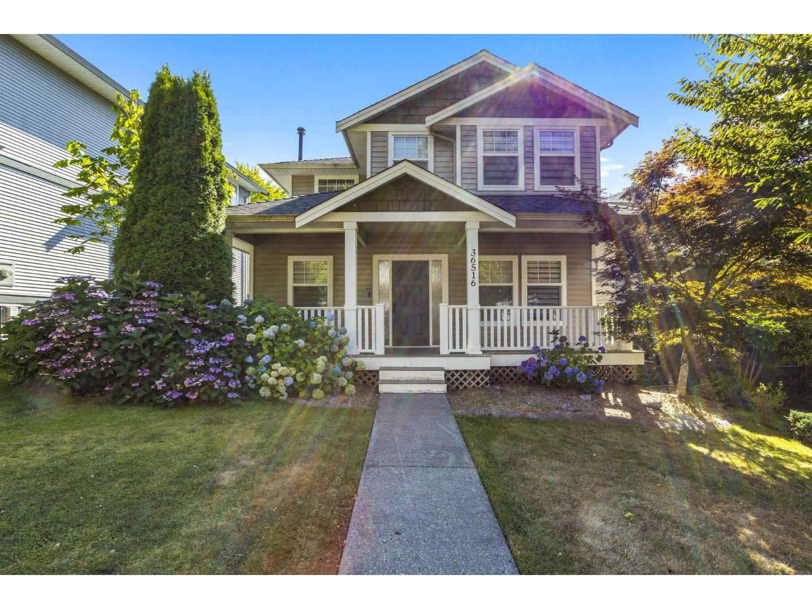 Photo 1 of 36516 Lester Pearson Way, Abbotsford BC