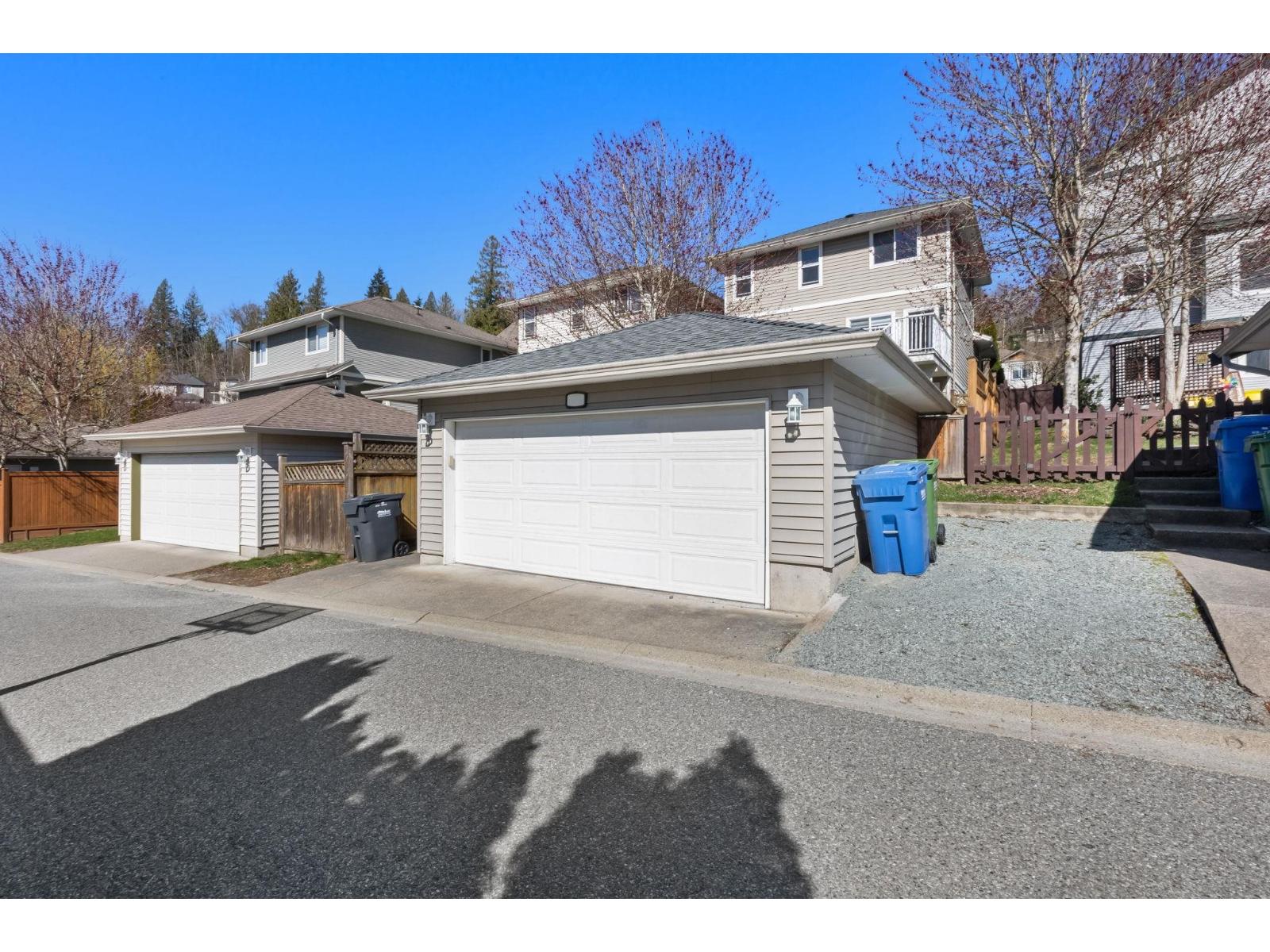 Photo 38 of 36516 Lester Pearson Way, Abbotsford BC
