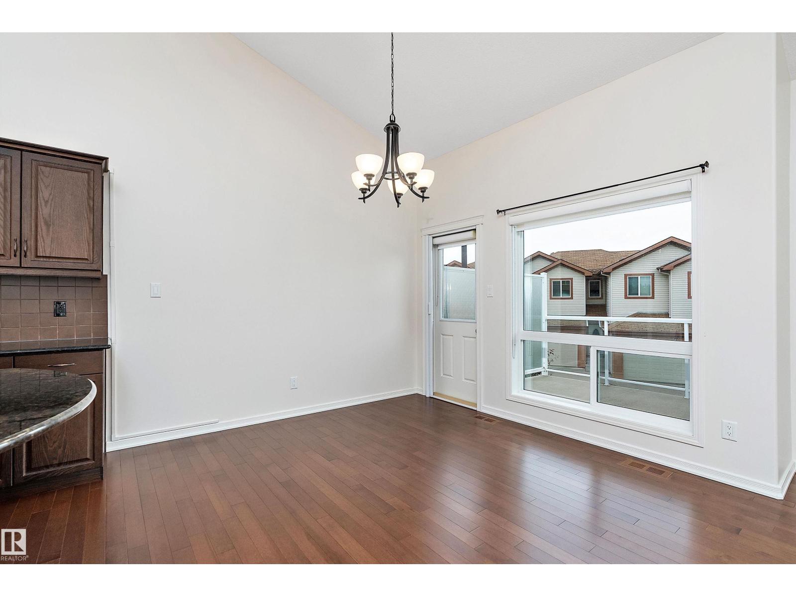 Photo 18 of 23 2815 34 Av Nw, Edmonton AB