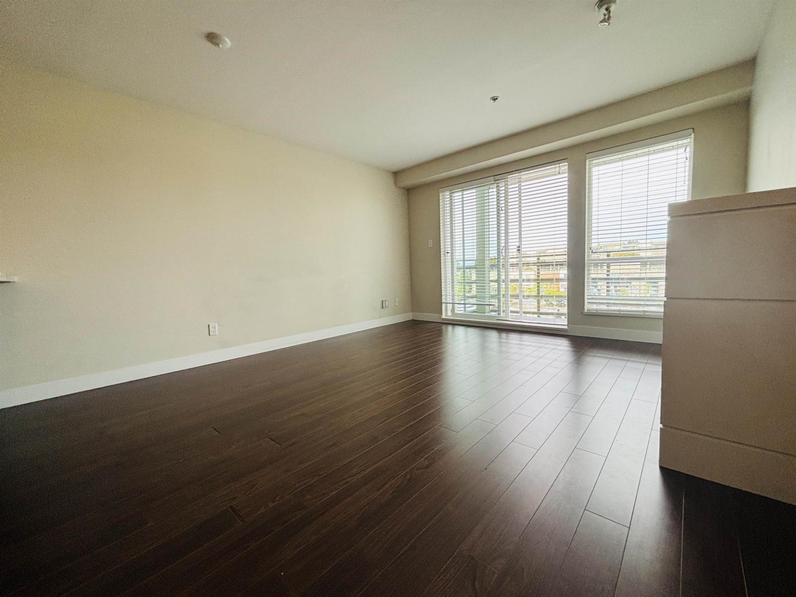 Photo 5 of 309 15775 Croydon Drive, Surrey BC
