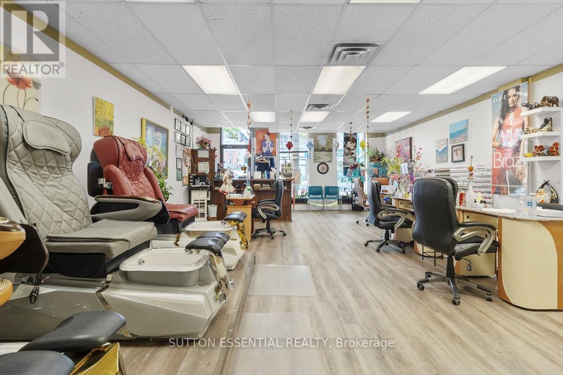 Photo 24 of 27 King Street E, Brockville ON