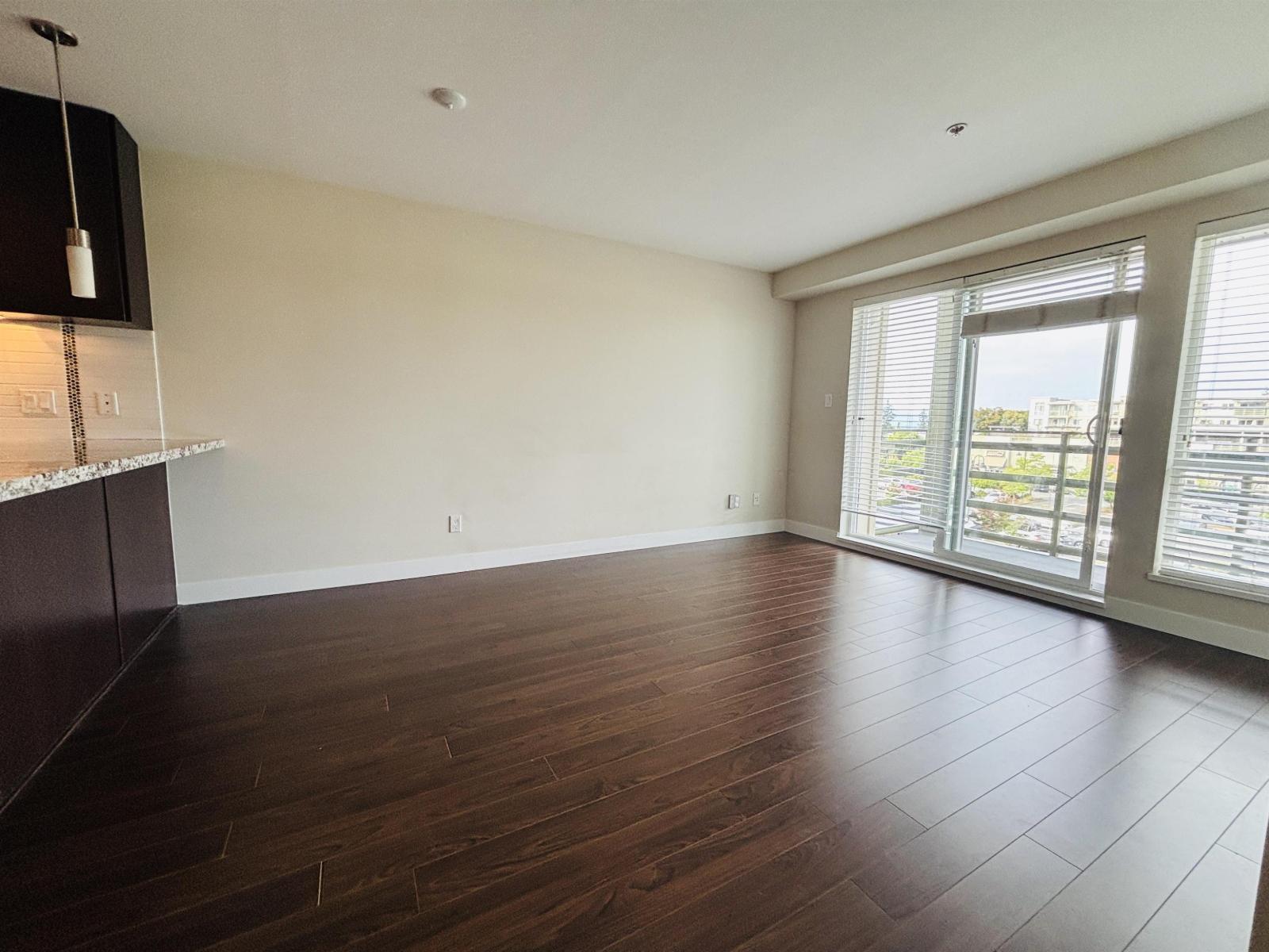Photo 7 of 309 15775 Croydon Drive, Surrey BC