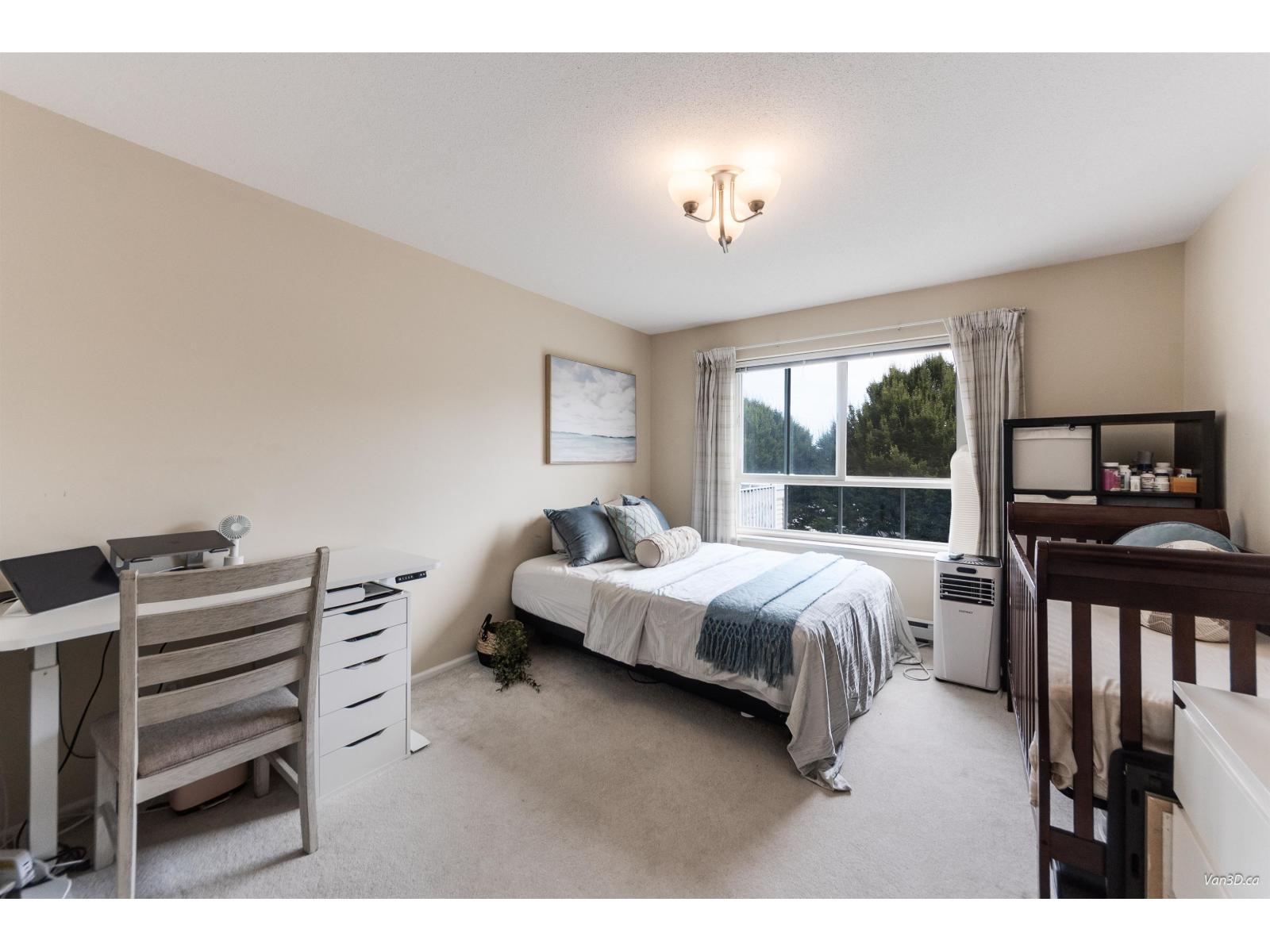 Photo 5 of 318 19750 64 Avenue, Langley BC
