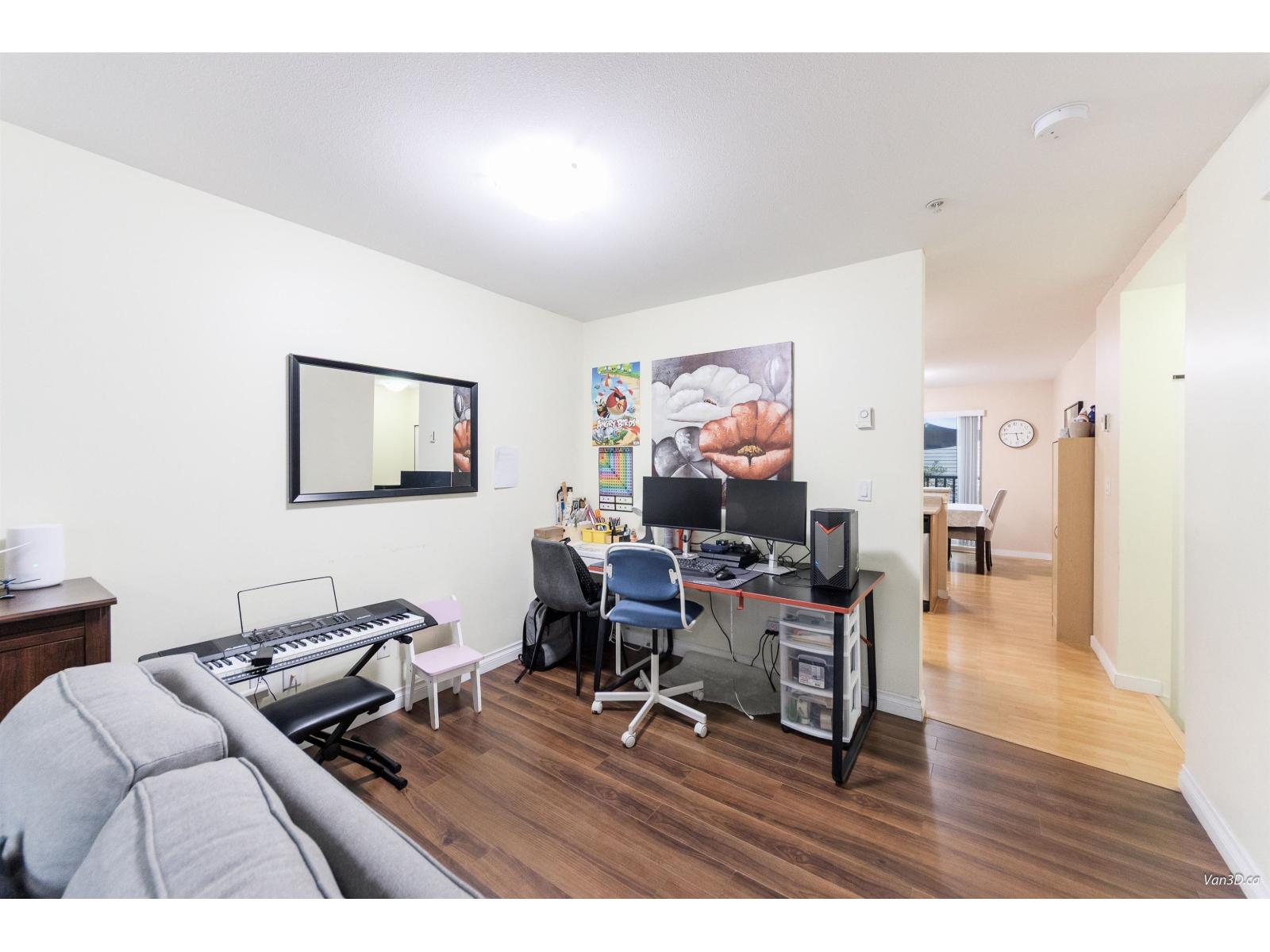 Photo 6 of 29 5388 201 A Street, Langley BC