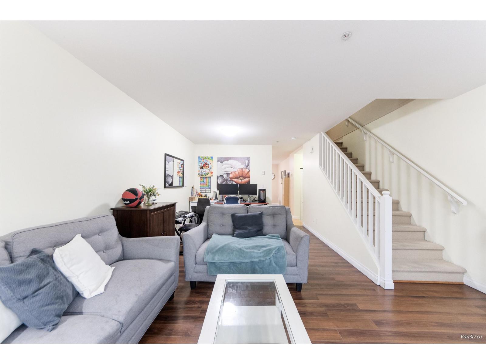Photo 7 of 29 5388 201 A Street, Langley BC