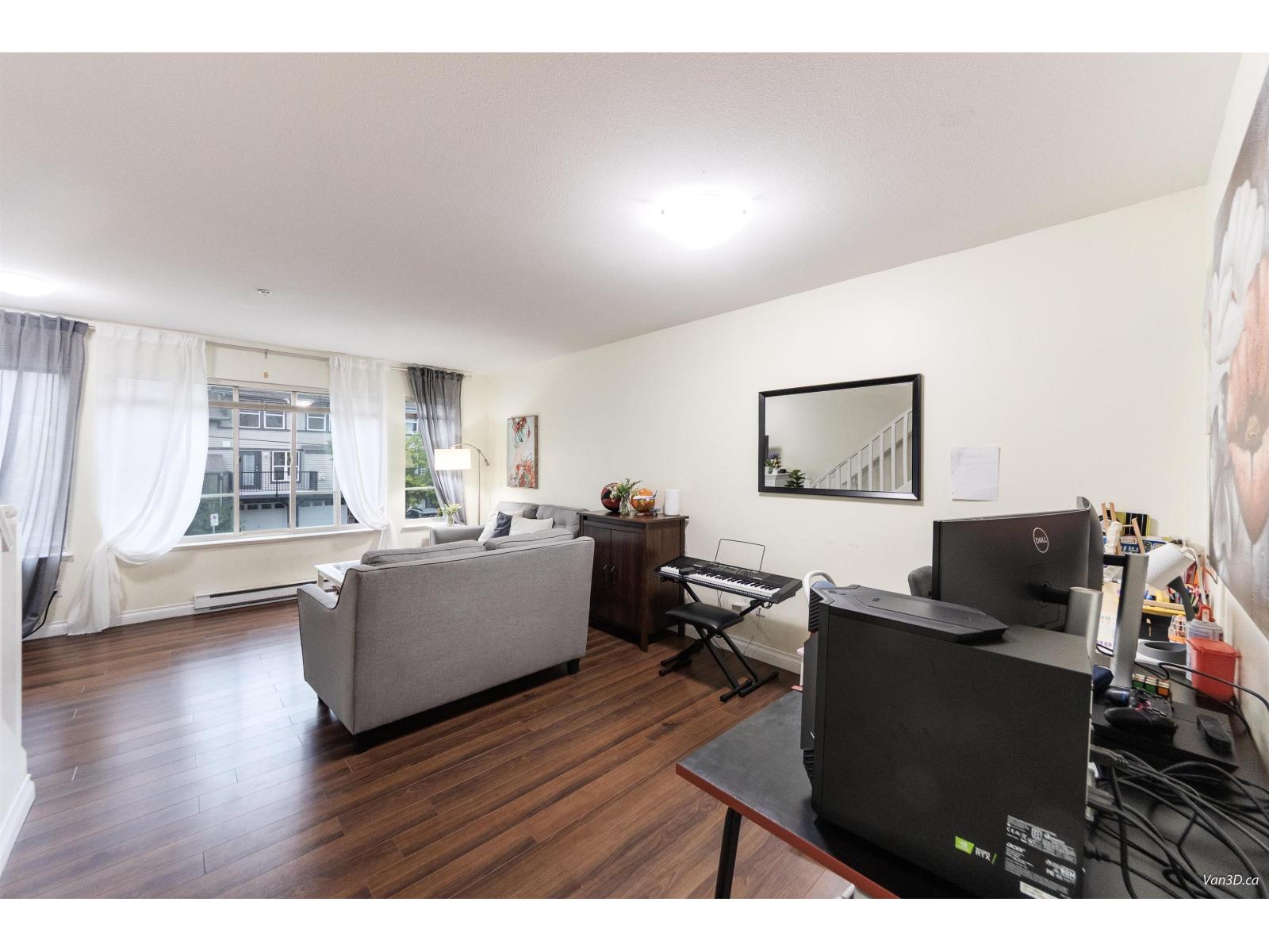 Photo 9 of 29 5388 201 A Street, Langley BC