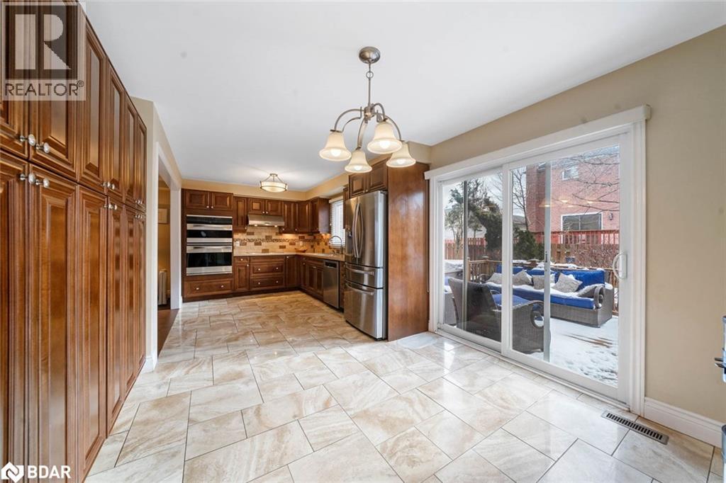Photo 10 of 456 St Vincent Street, Barrie ON
