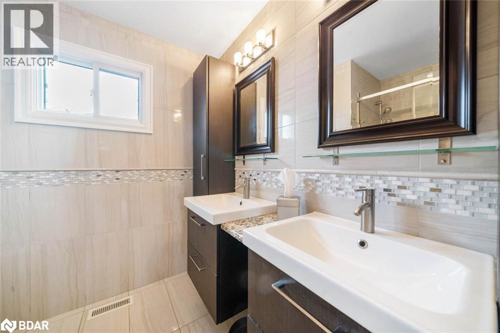 Photo 27 of 456 St Vincent Street, Barrie ON