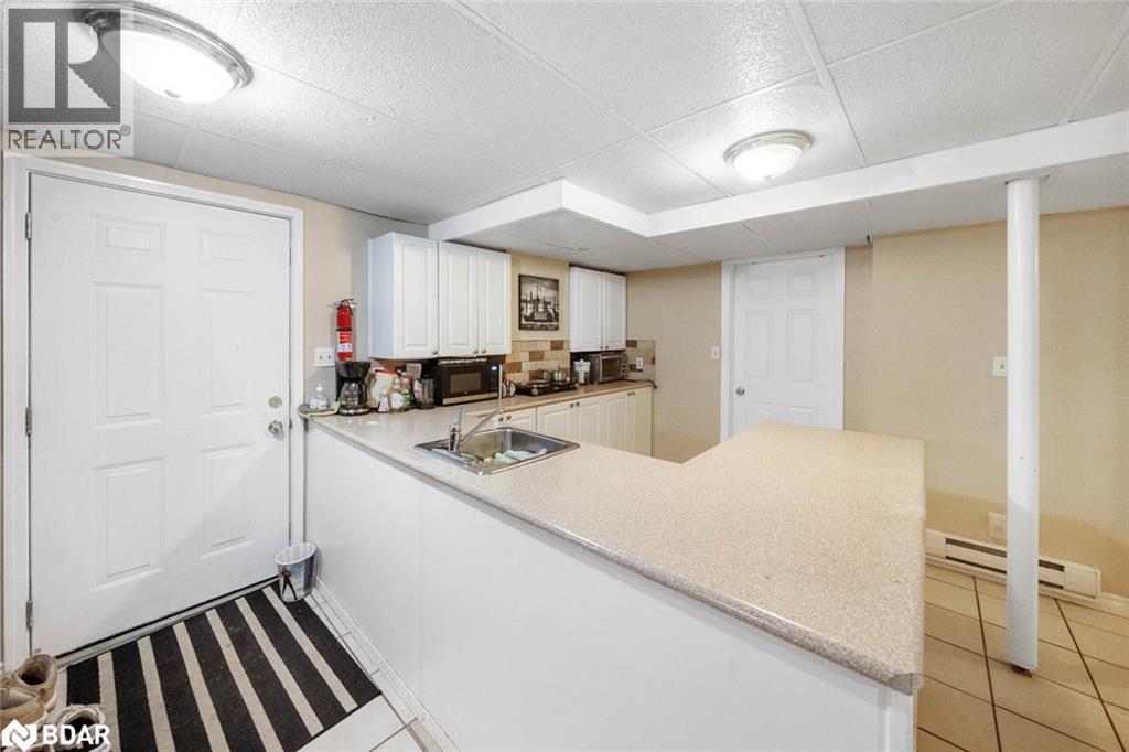 Photo 35 of 456 St Vincent Street, Barrie ON