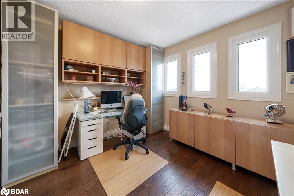 Photo 26 of 456 St Vincent Street, Barrie ON