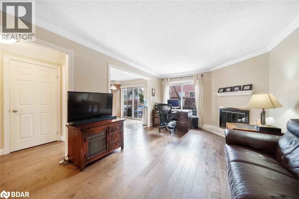 Photo 8 of 456 St Vincent Street, Barrie ON