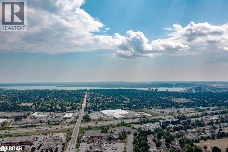 Photo 40 of 456 St Vincent Street, Barrie ON