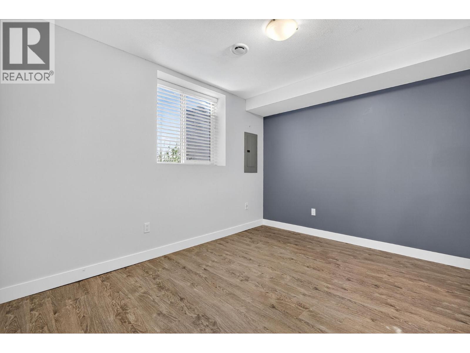  2043 Elkridge Drive, West Kelowna