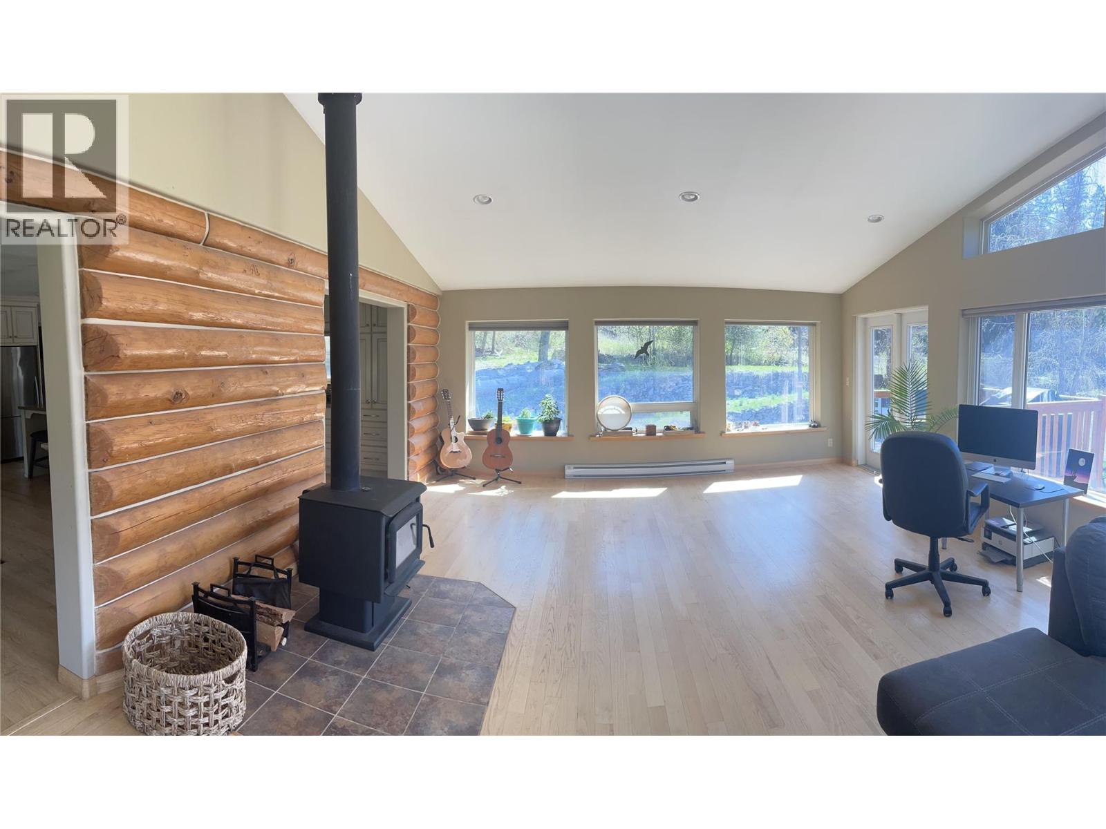 3815 33 Highway, Westbridge