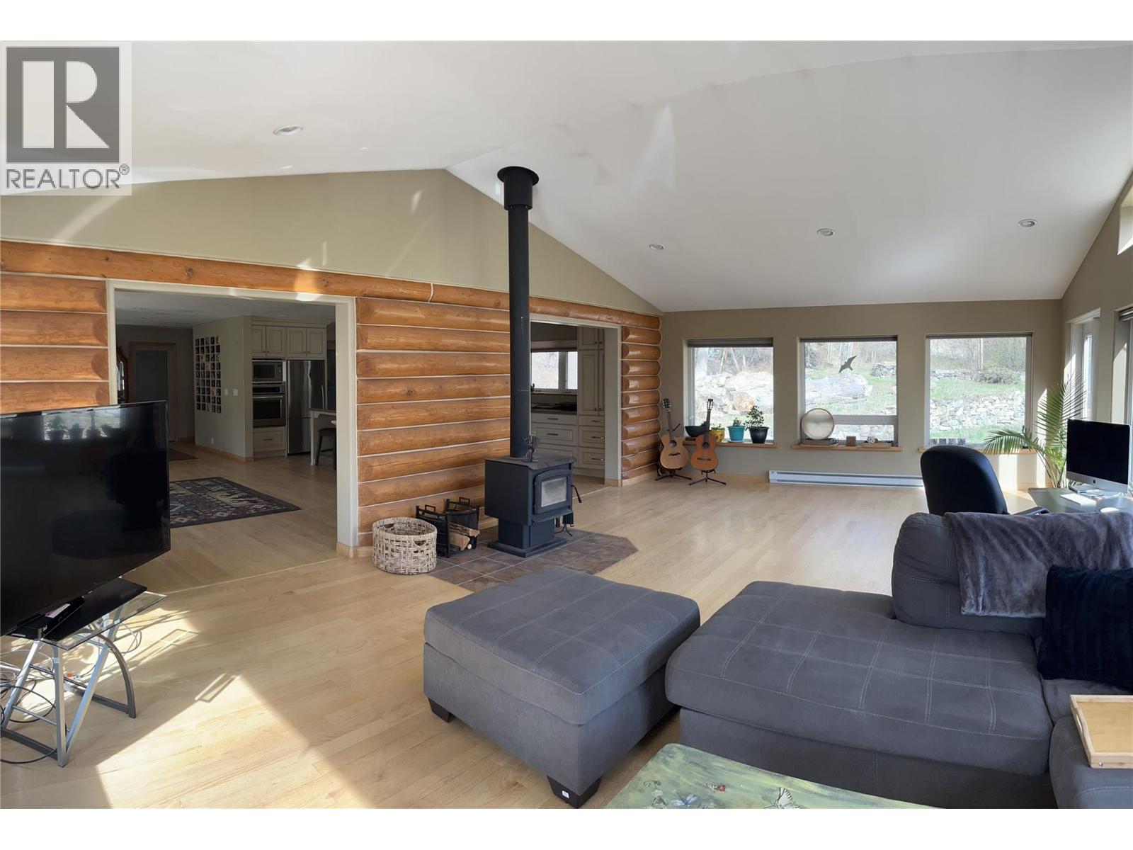 3815 33 Highway, Westbridge