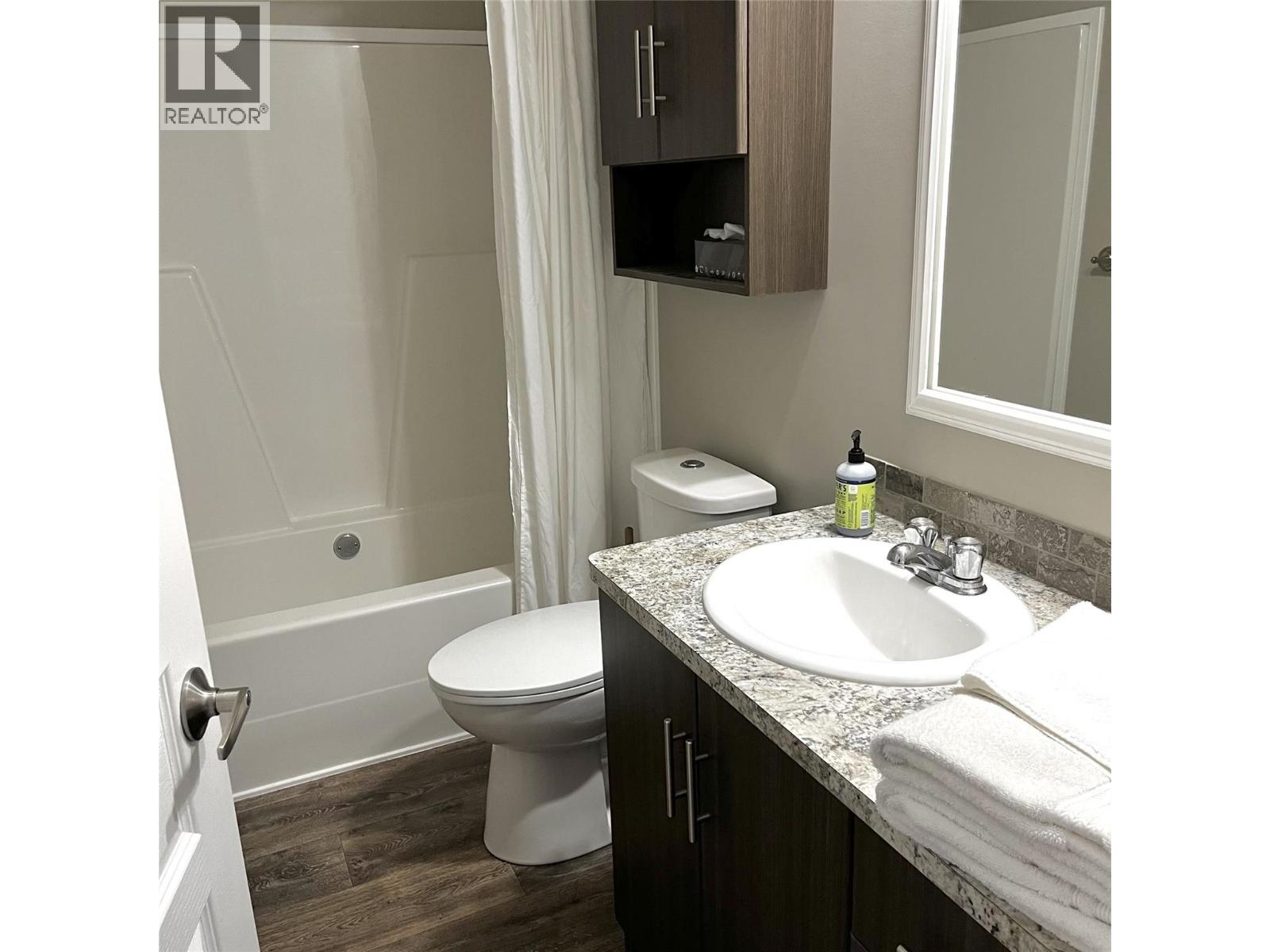 3815 33 Highway, Westbridge