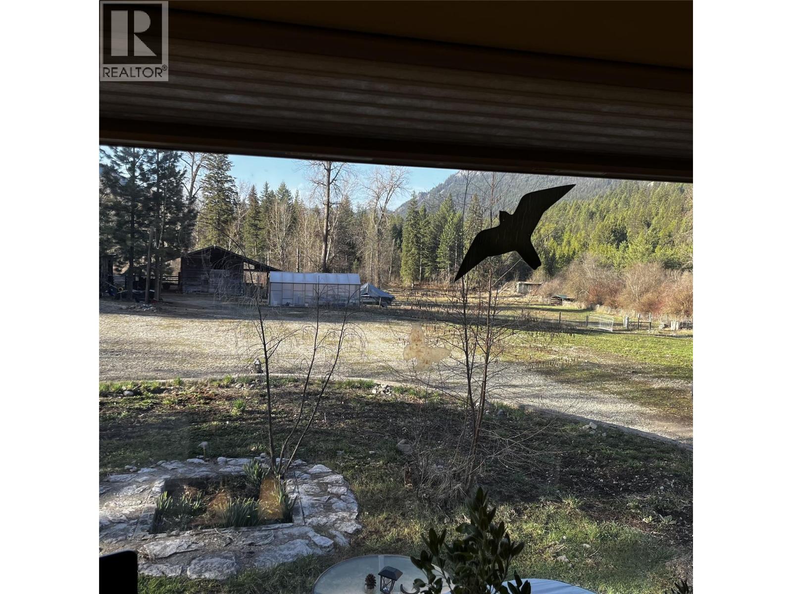 3815 33 Highway, Westbridge