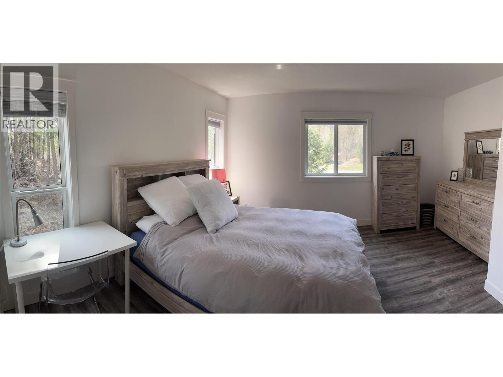 3815 33 Highway, Westbridge