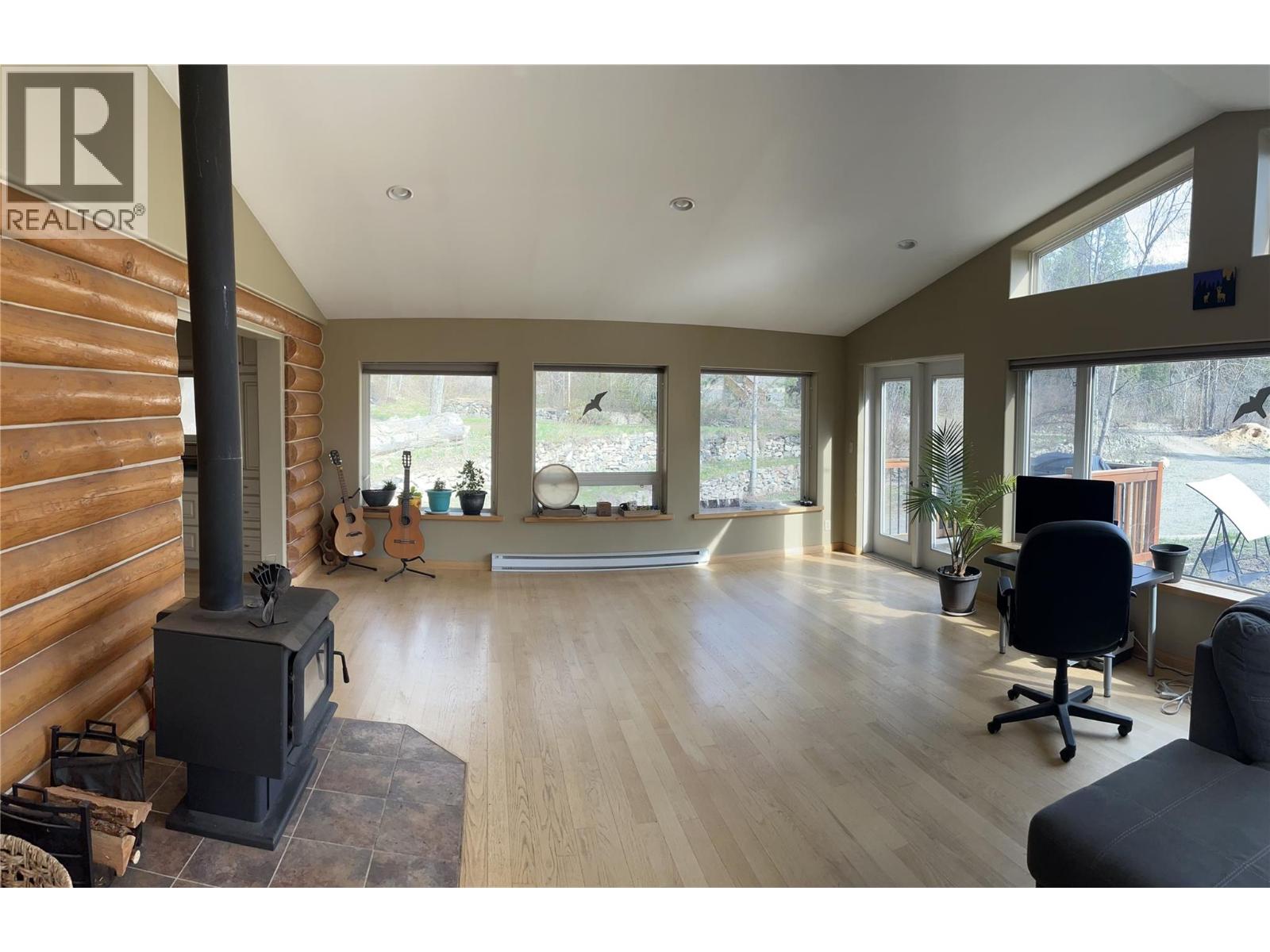 3815 33 Highway, Westbridge