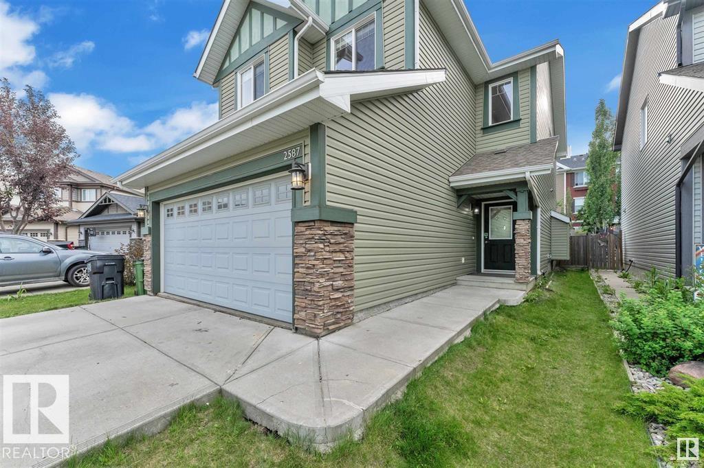 Photo 2 of 2587 Cole Cr Sw, Edmonton AB