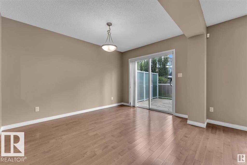 Photo 20 of 2587 Cole Cr Sw, Edmonton AB