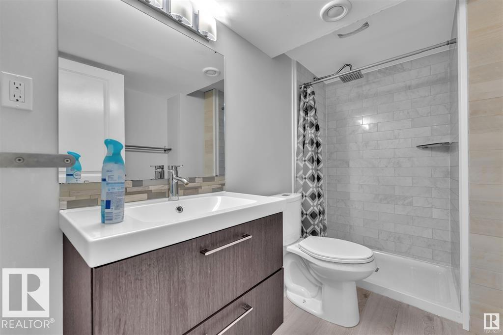 Photo 32 of 2587 Cole Cr Sw, Edmonton AB
