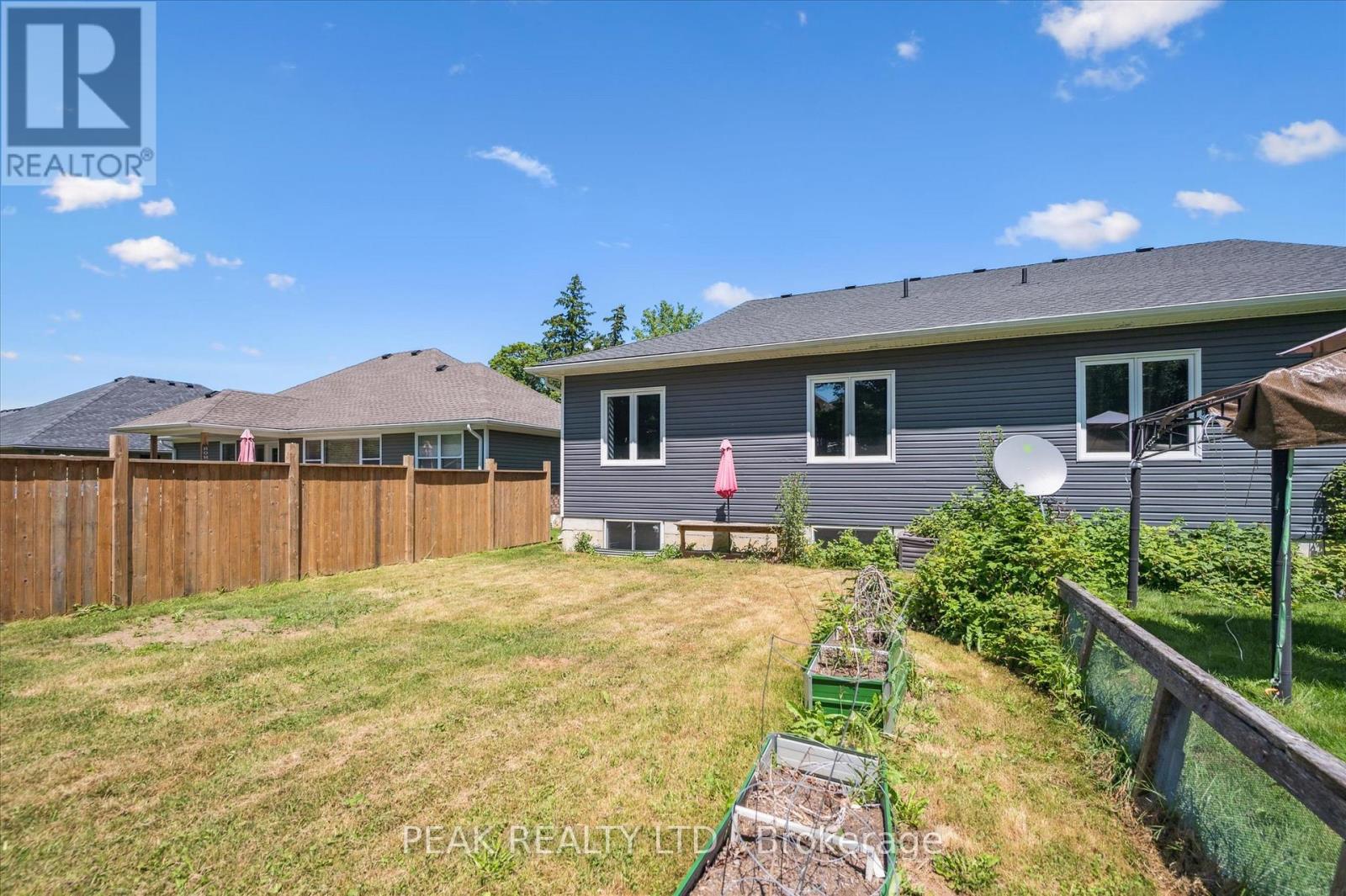 Photo 20 of 22 Ann Street S, Minto ON