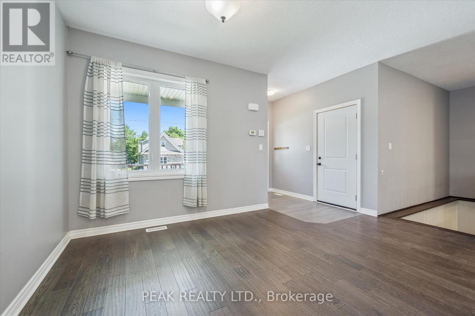 Photo 21 of 22 Ann Street S, Minto ON