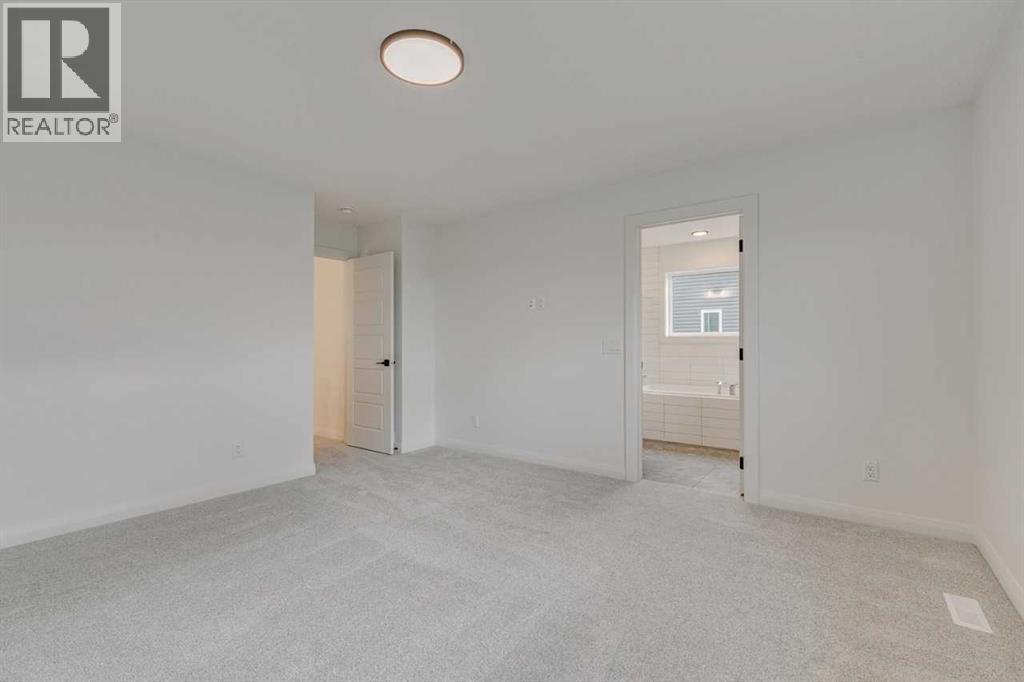 Photo 12 of 260 Dawson Wharf Crescent, Chestermere AB