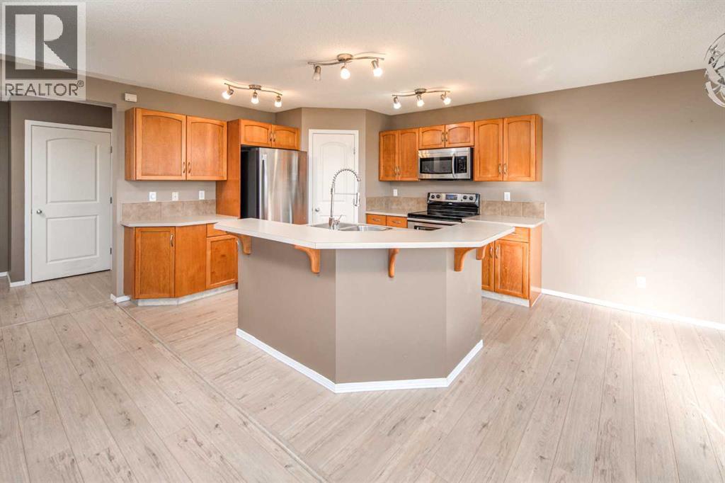 Single Family House for Sale in  Copperfield Common SE Copperfield Calgary 