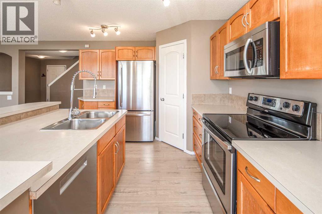 Single Family House for Sale in  Copperfield Common SE Copperfield Calgary 
