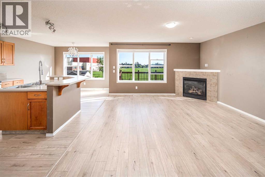 Single Family House for Sale in  Copperfield Common SE Copperfield Calgary 