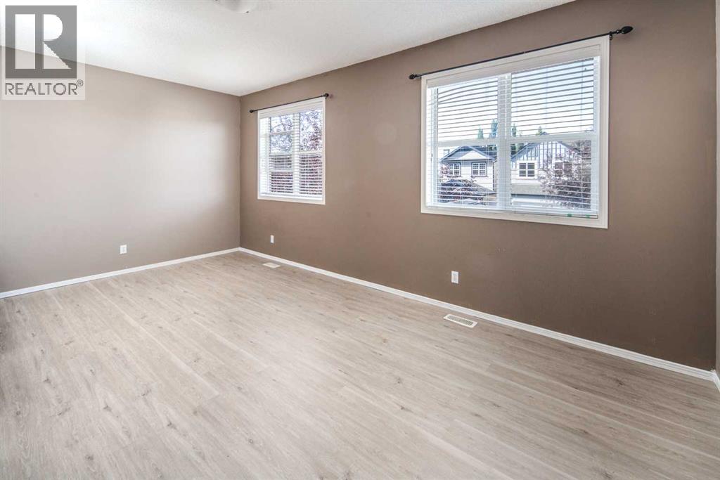 Single Family House for Sale in  Copperfield Common SE Copperfield Calgary 