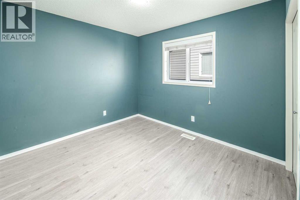 Single Family House for Sale in  Copperfield Common SE Copperfield Calgary 