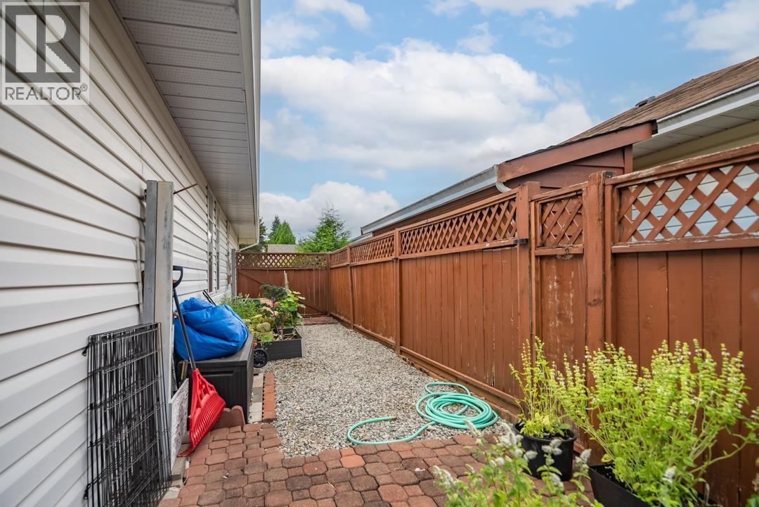 Photo 35 of 22987 123 B Avenue, Maple Ridge BC