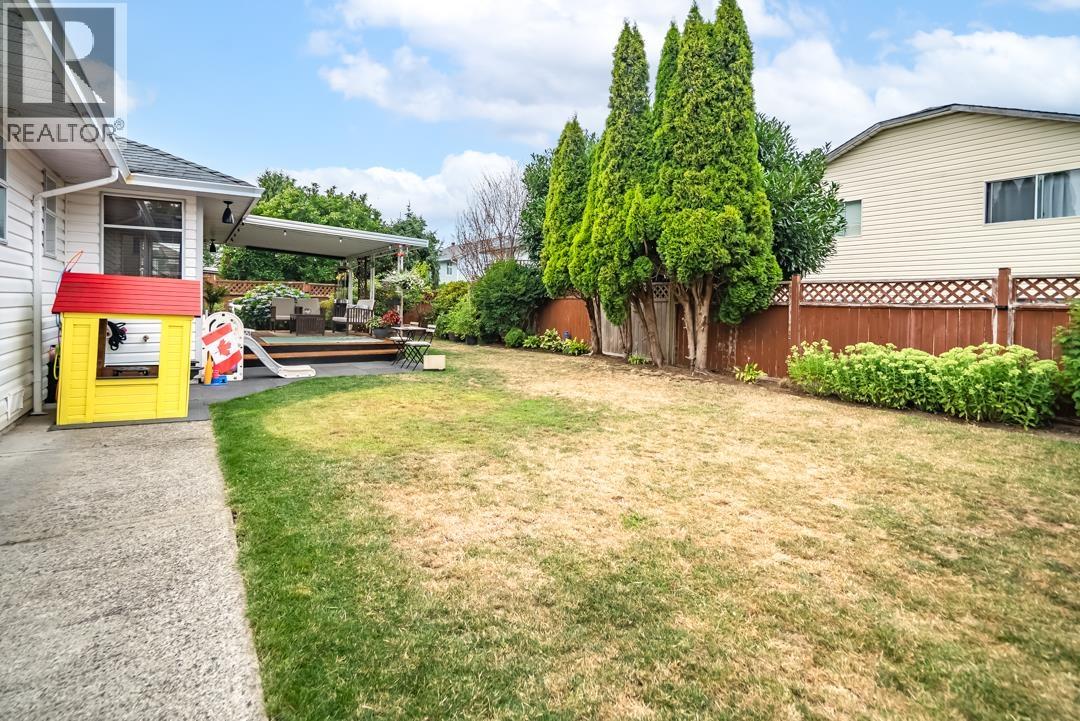 Photo 31 of 22987 123 B Avenue, Maple Ridge BC