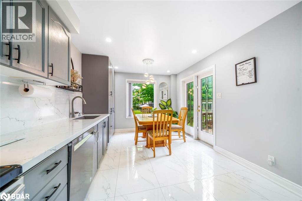 Photo 11 of 135 Victoria Street E, Alliston ON