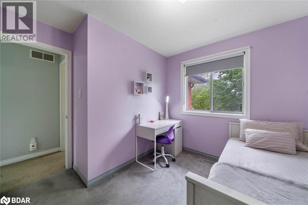 Photo 22 of 135 Victoria Street E, Alliston ON