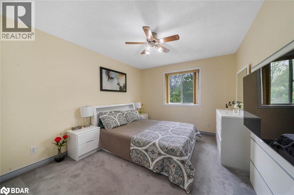 Photo 23 of 135 Victoria Street E, Alliston ON