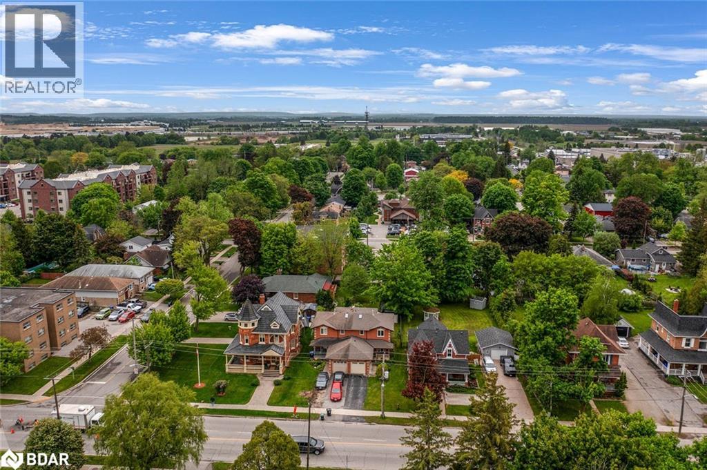Photo 40 of 135 Victoria Street E, Alliston ON