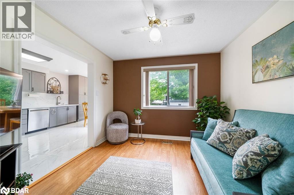 Photo 7 of 135 Victoria Street E, Alliston ON