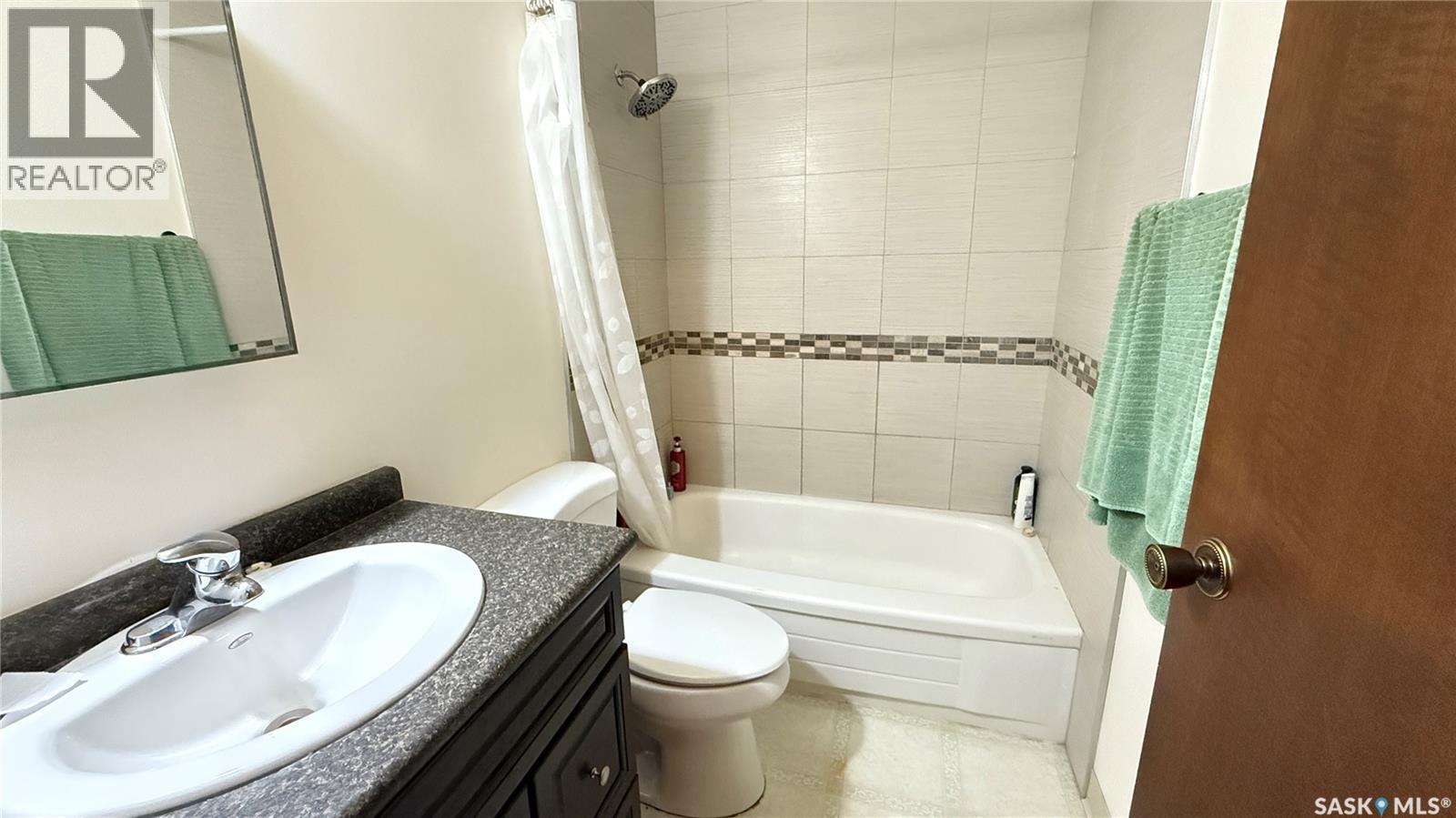 Photo 17 of 1 4 320 1st Street E, Meota SK