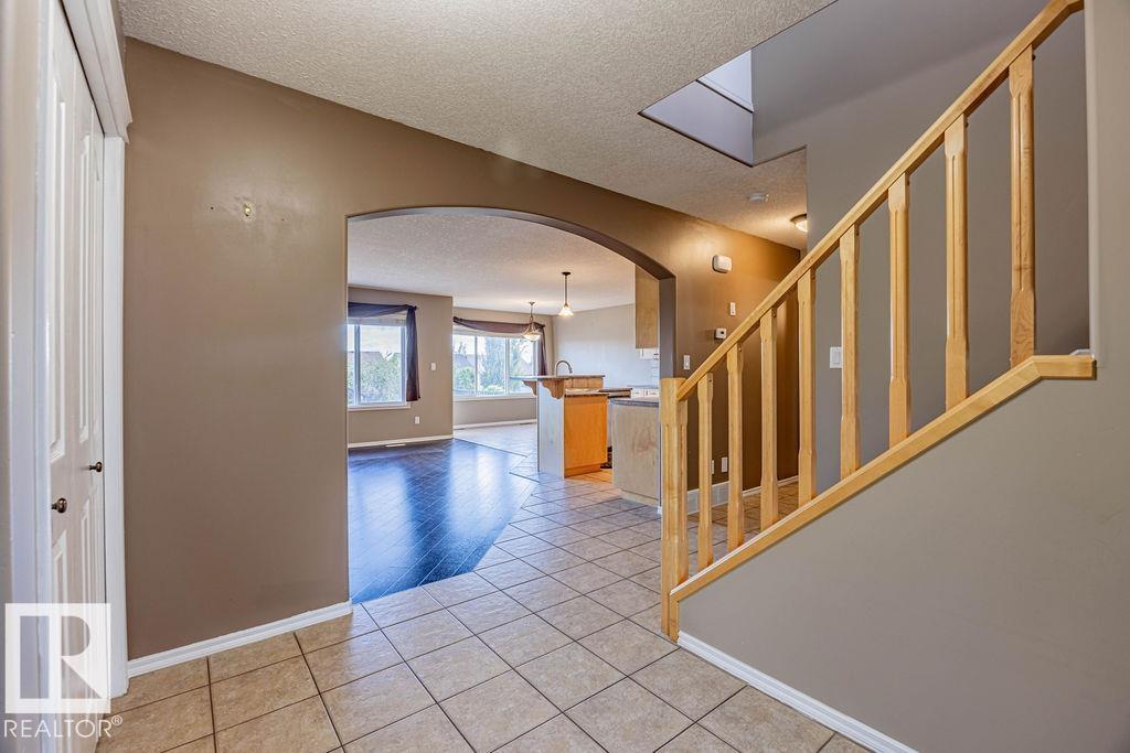 Photo 5 of 30 Cascade Cr, Sherwood Park AB