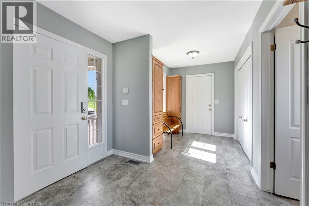 Photo 17 of 533 Marshall Road, Dunnville ON