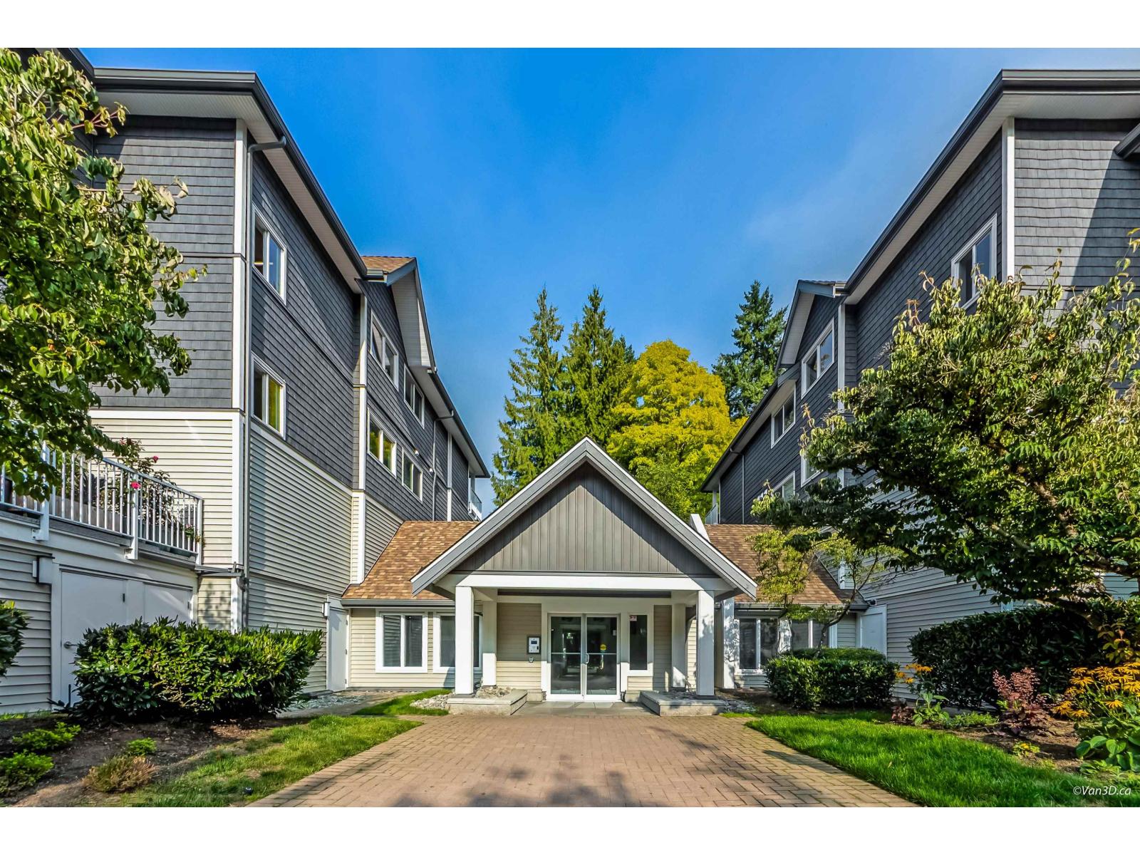 Photo 1 of 217 9626 148 Street, Surrey BC